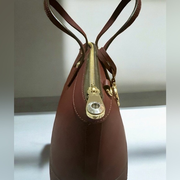 Henri Bendel NWOT Saffiano Leather Satchel & Crossbody - Burgundy + Dust Bag - Picture 6 of 17